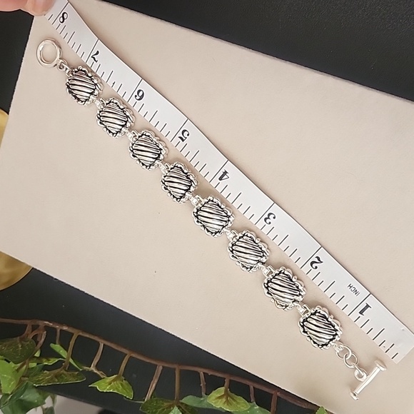 Silver Boho Design Link Bracelet Toggle Clasp - Picture 5 of 9